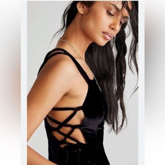 new FREE PEOPLE Forever 90’s plush velvet VISCOSE jumpsuit overalls 294NTM - Picture 4 of 7